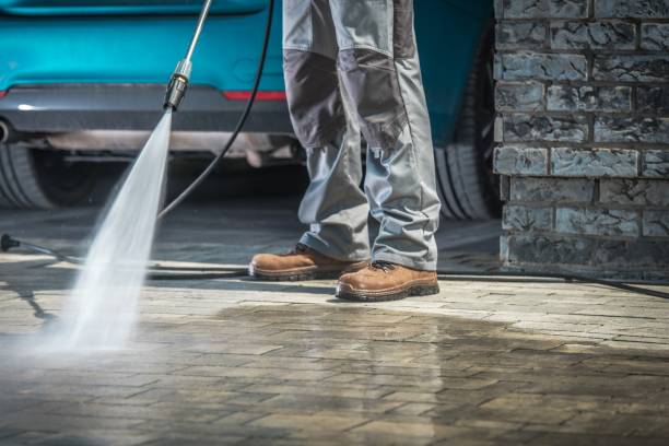 Best Pool Deck Cleaning  in Hewitt, TX
